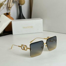 Picture of Valentino Sunglasses _SKUfw54107399fw